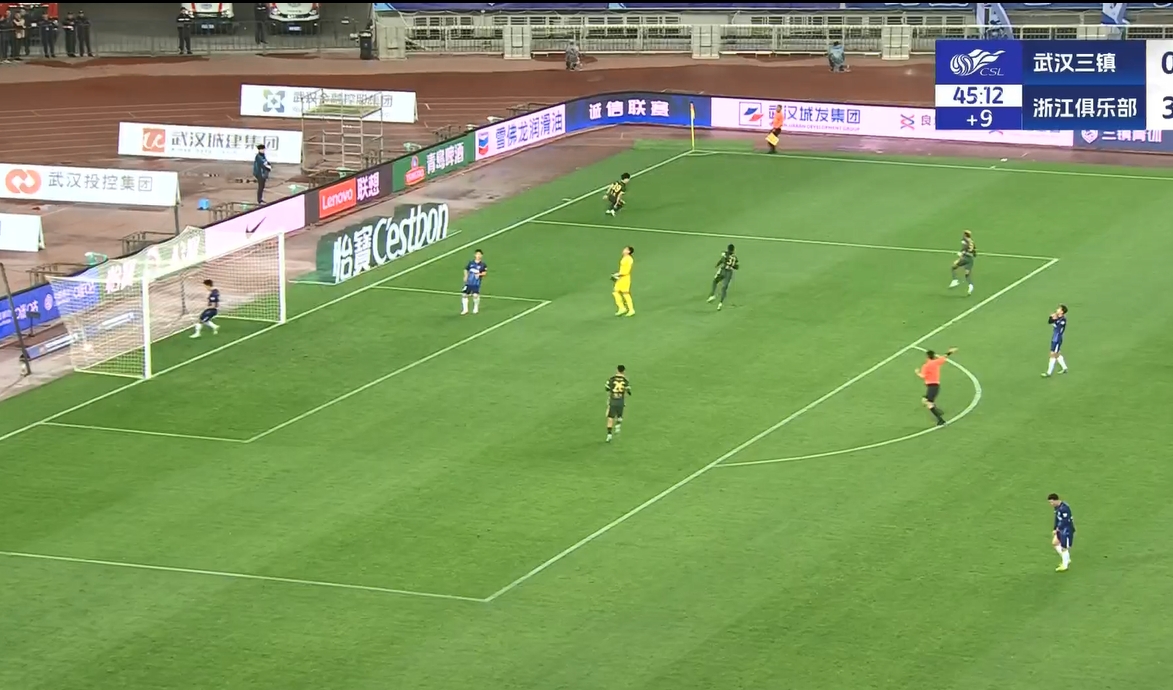  18歲王鈺棟中超處子球！三鎮(zhèn)后防白給，浙江半場(chǎng)4-0領(lǐng)先