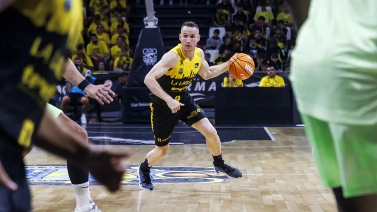  NBA初代老六，42歲進(jìn)入生涯巔峰？！