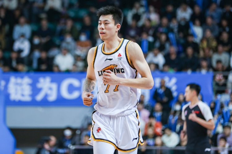  復出還要找狀態(tài)！張鎮(zhèn)麟半場6中1僅拿2分1板4助1斷