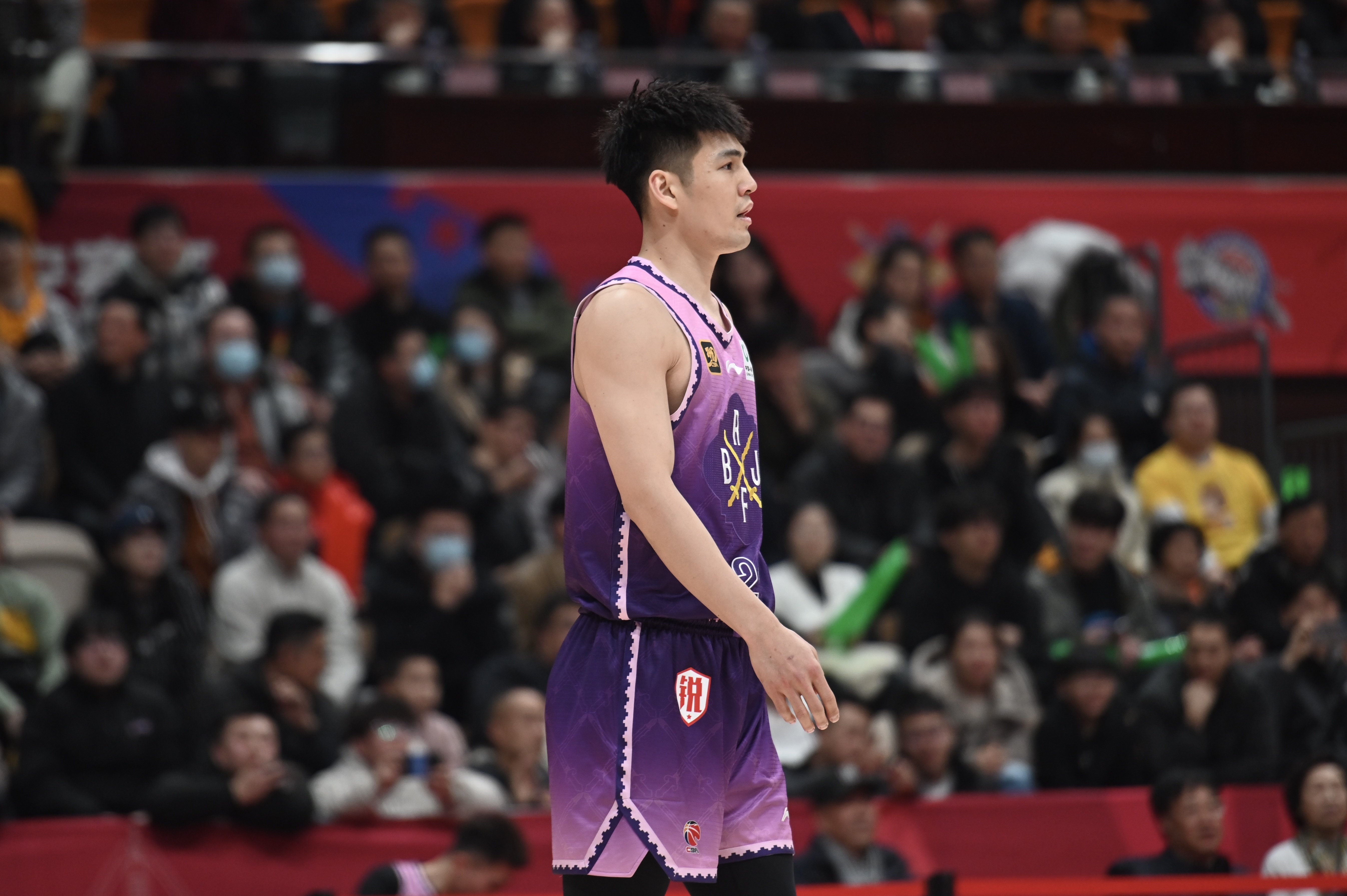  表現(xiàn)可以！陳國(guó)豪8中5拿到13分3板1斷